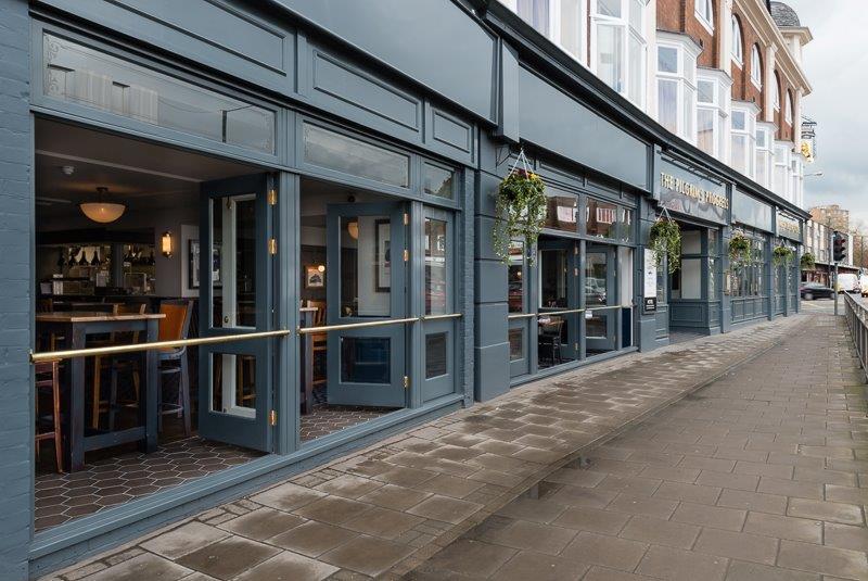 Pilgrims Progress Wetherspoon 베드퍼드 외부 사진