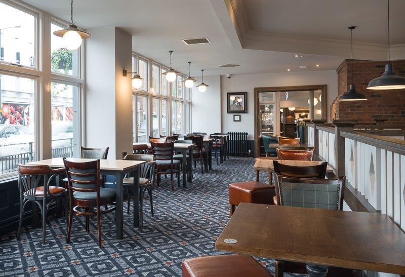 Pilgrims Progress Wetherspoon 베드퍼드 외부 사진